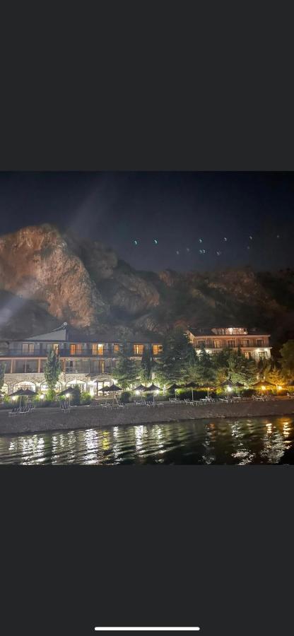 Kukesi Resort Azem Lini 외부 사진